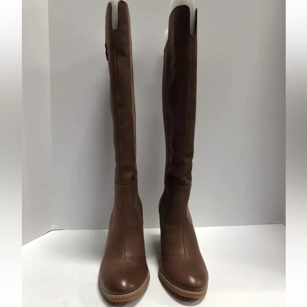 SoftWalk Women’s Katia Brown Knee High Boots, Size 8.5 Narrow